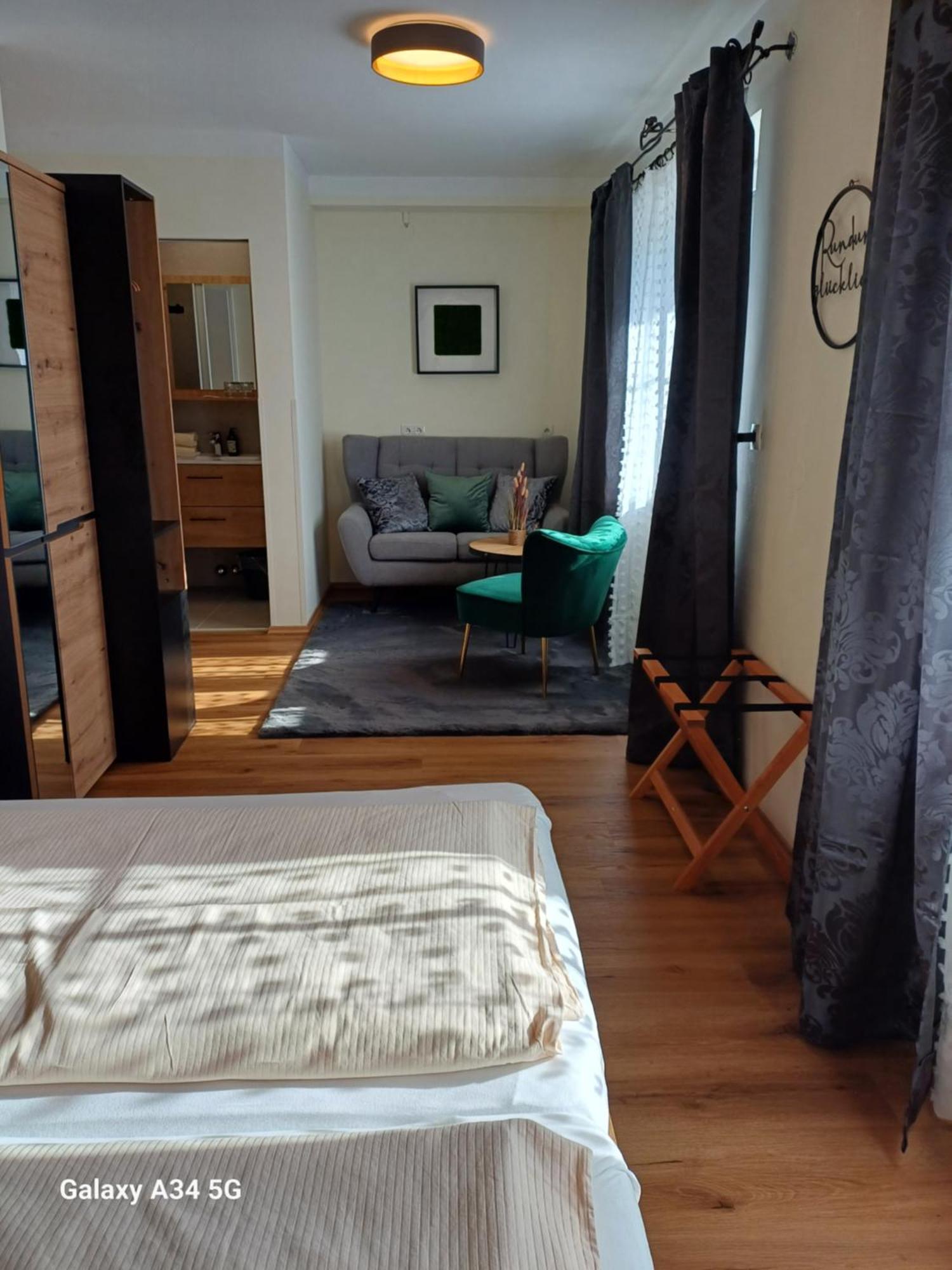Haus Am Moos Bed and Breakfast Salzburg Buitenkant foto